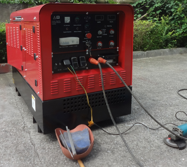400A Pipeline Welding Generator with 16Kw Tri-phase Power and Electric Start for Oil & Gas Pipeline Construction